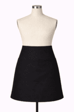 Siyah kısa belden bağlamalı servis önlüğü ön görünüm