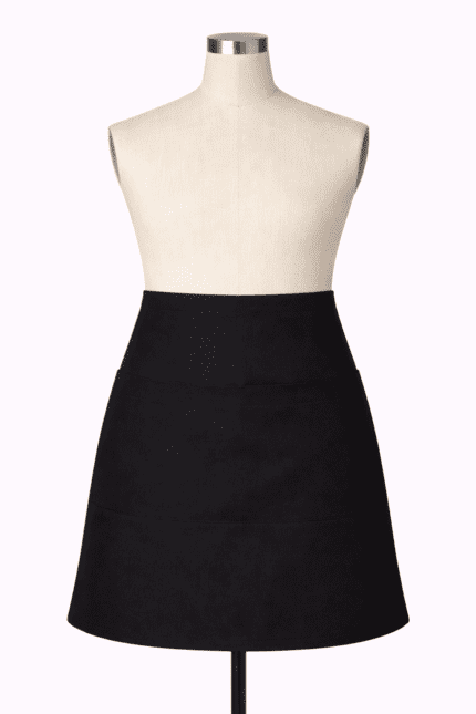 Siyah kısa belden bağlamalı servis önlüğü ön görünüm