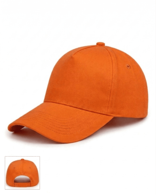 Beyaz arka planda yan ve arka görünümü sunulan, nakış ve baskıya uygun, ayarlanabilir çıtçıtlı turuncu promosyon şapka.