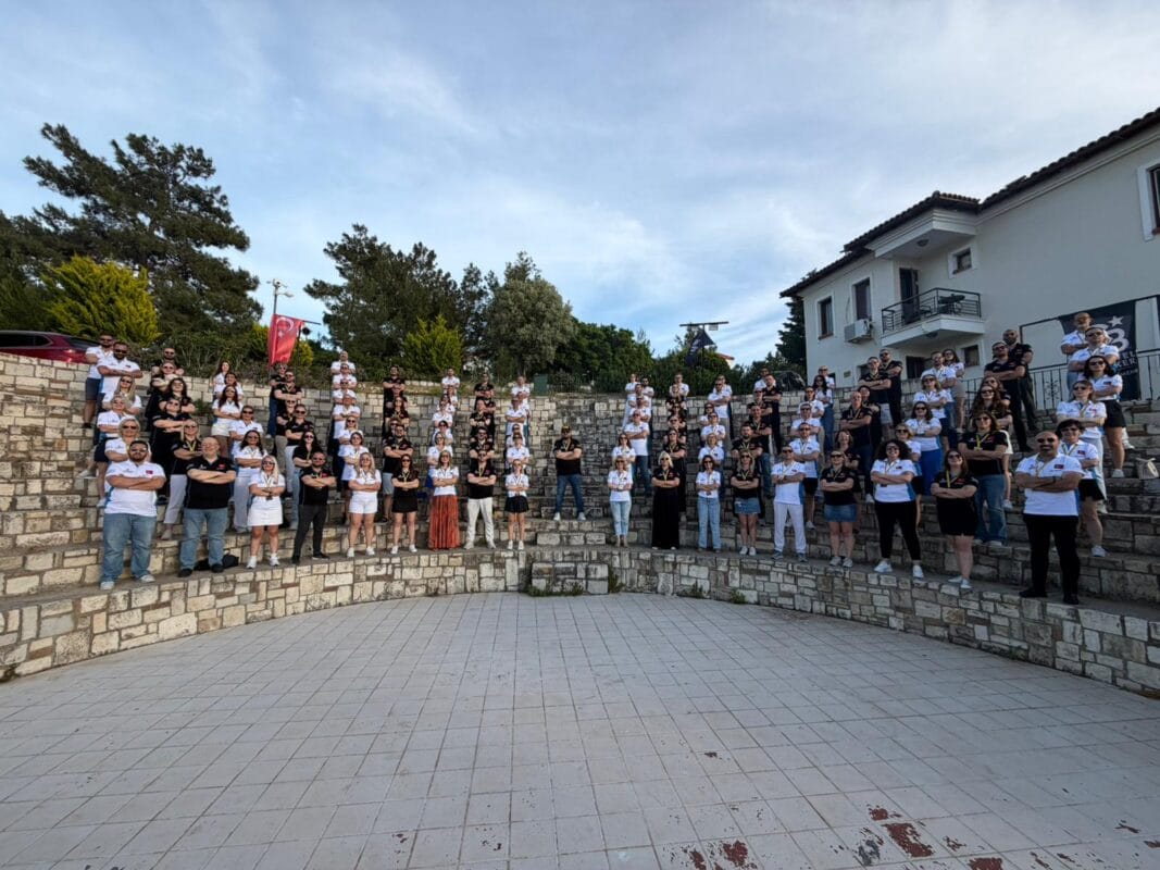 Ekiplerini Prouniforma’ya Emanet Edenler